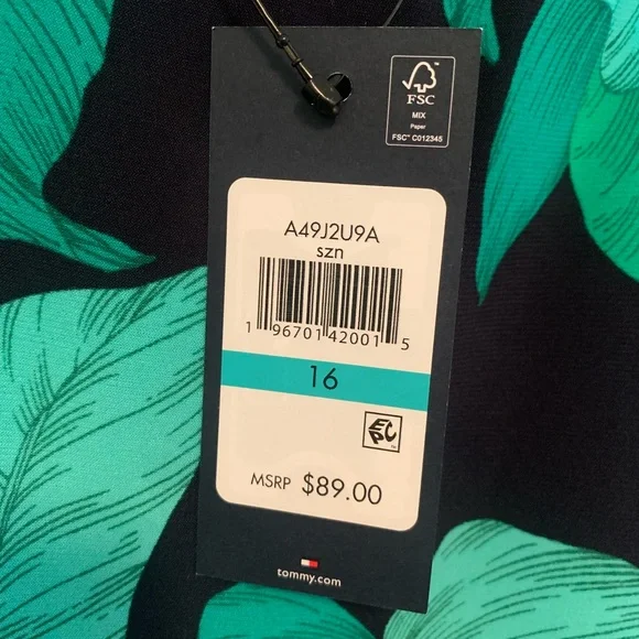 Tommy Hilfiger Monstera Leaf dress - Picture 4 of 4